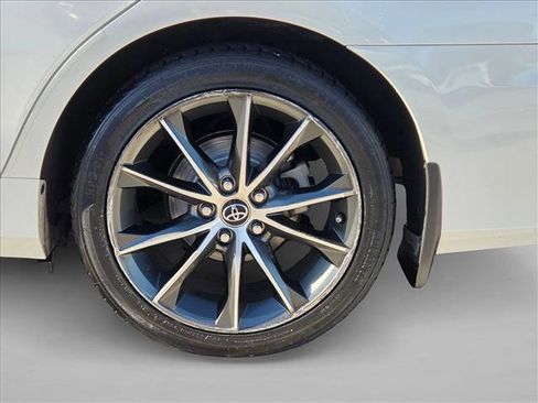 Used 2016 Toyota Camry XSE image 21