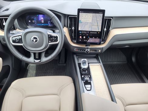 New 2026 Volvo XC60 B5 Plus w/ Protection Package Premier image 17