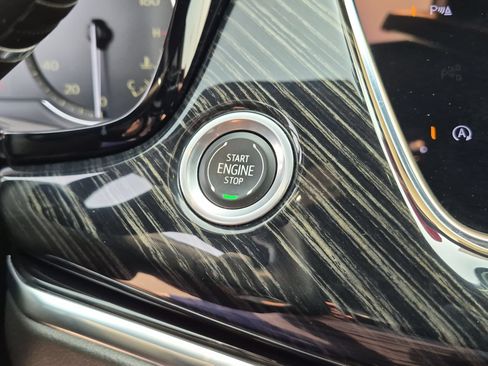 Certified 2023 Cadillac XT6 Premium Luxury FWD image 15