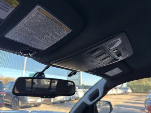 Used 2016 Toyota Tacoma SR5 image 18