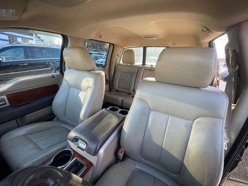Used 2010 Ford F150 Lariat image 14
