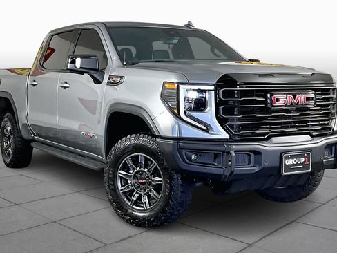 Certified 2025 GMC Sierra 1500 AT4X image 2