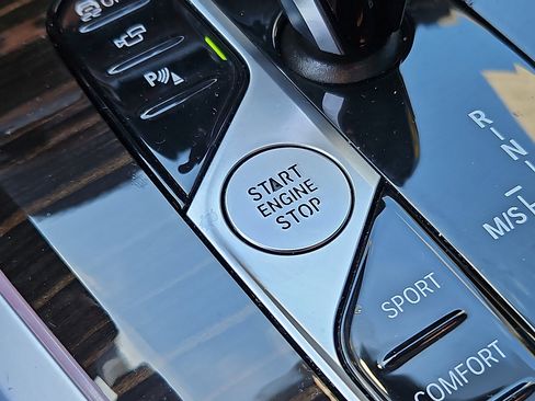 Used 2023 BMW X5 xDrive40i image 22