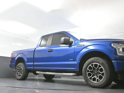 Used 2017 Ford F150 XL w/ Equipment Group 101A Mid AWD/4WD image 23