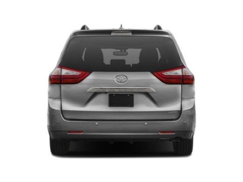 Used 2015 Toyota Sienna XLE image 5