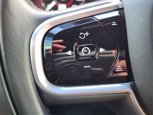 Used 2021 Volvo XC60 T5 Inscription w/ Advanced Package image 30