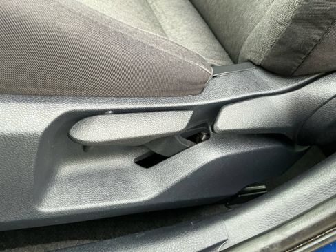 Used 2025 Toyota Camry LE FWD image 25