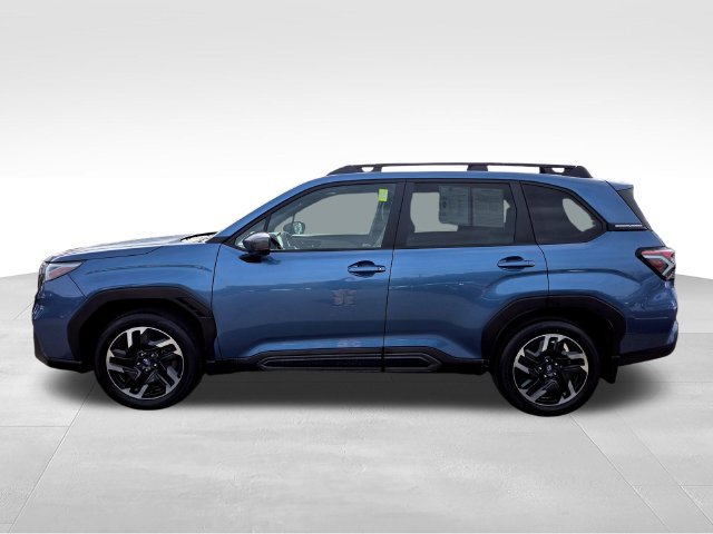 Used 2025 Subaru Forester Limited AWD/4WD image 4