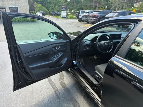 Used 2024 Honda Accord Sport image 16