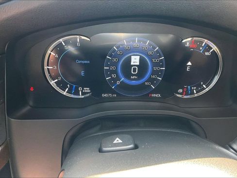 Used 2020 Cadillac Escalade Luxury AWD/4WD image 13