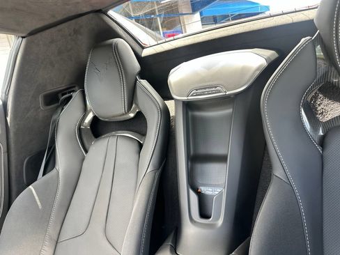 Used 2024 Chevrolet Corvette Stingray Premium Conv w/ Z51 Performance Package RWD image 23