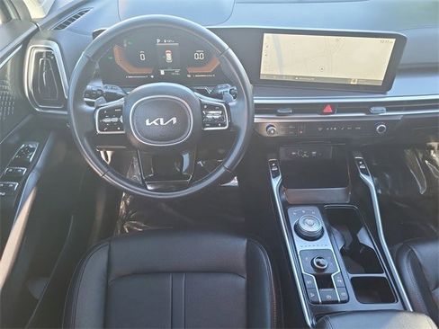 Used 2025 Kia Sorento EX image 28