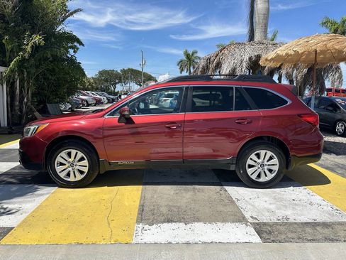 Used 2017 Subaru Outback 2.5i Premium image 9