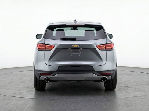 Used 2025 Chevrolet Blazer LT FWD image 7