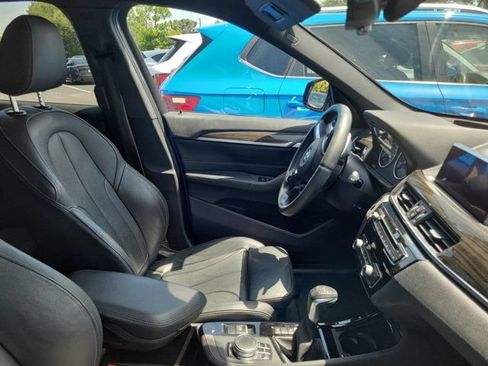 Used 2017 BMW X1 xDrive28i AWD/4WD image 2