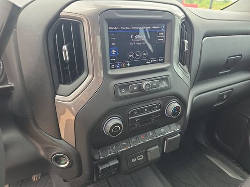 Used 2025 Chevrolet Silverado 2500 Custom w/ Custom Value Package AWD/4WD image 20