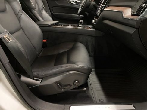 Used 2023 Volvo XC60 B5 Plus w/ Protection Package Premier image 81