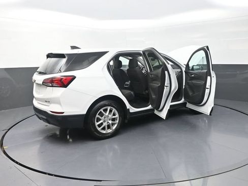 Used 2024 Chevrolet Equinox LT AWD/4WD image 45