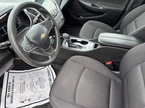 Used 2024 Chevrolet Malibu LT image 11