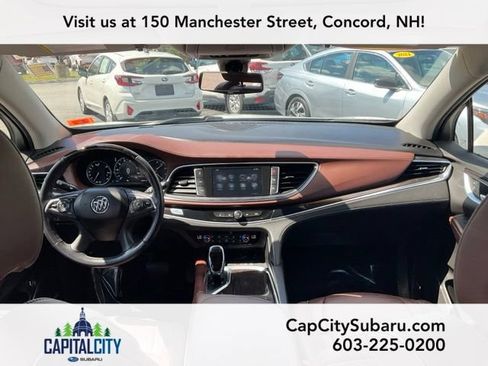 Used 2019 Buick Enclave Avenir w/ Avenir Technology Package AWD/4WD image 25
