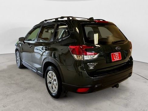 Used 2023 Subaru Forester AWD/4WD image 3