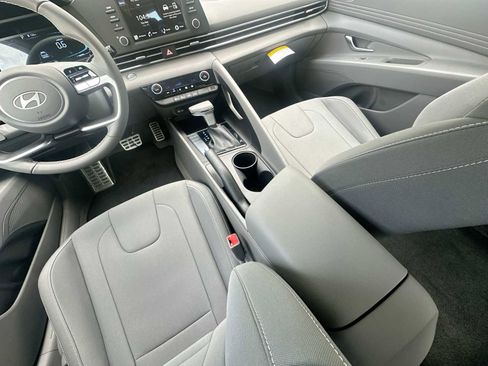 New 2025 Hyundai Elantra Sport image 21