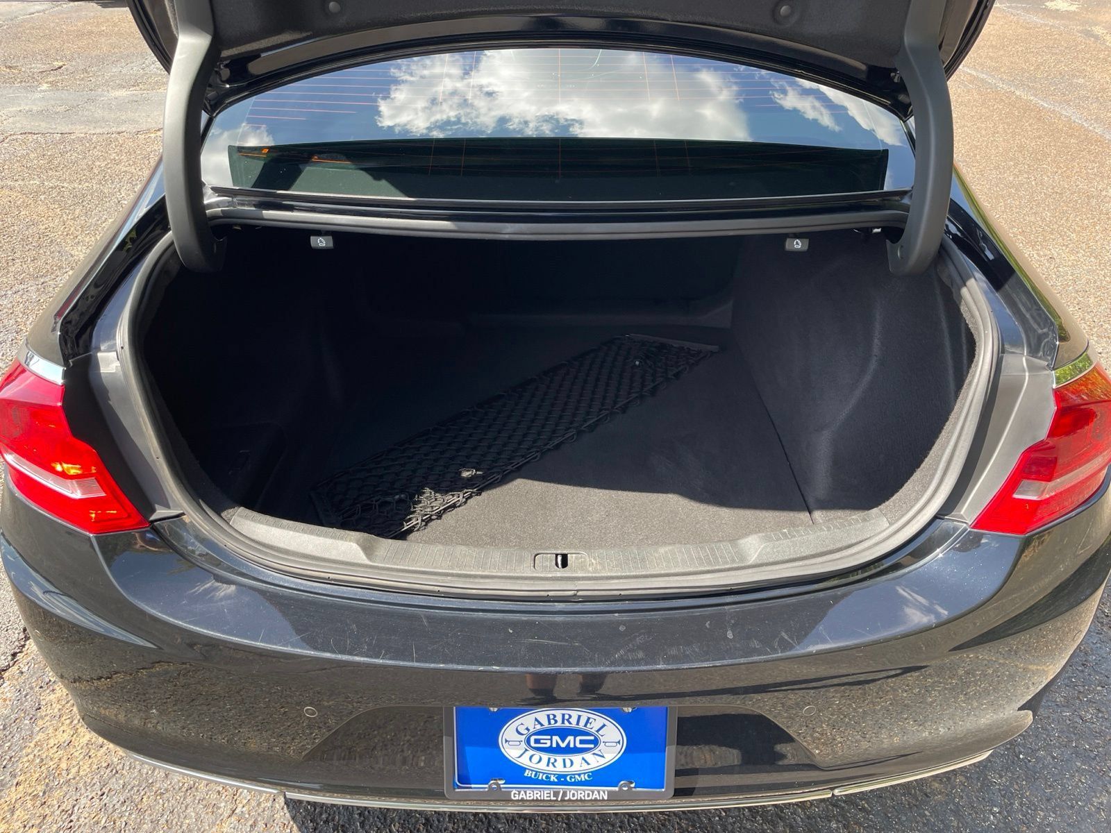 Used 2017 Buick LaCrosse Essence w/ Sun and Shade Package FWD image 39