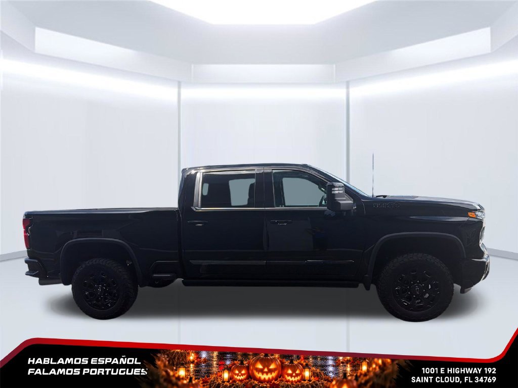 Used 2024 Chevrolet Silverado 2500 High Country w/ High Country Premium Package AWD/4WD image 6