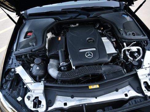 Used 2017 Mercedes-Benz E 300 image 30