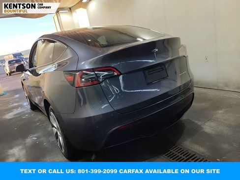Used 2023 Tesla Model Y Long Range image 3