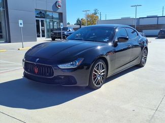 Used 2016 Maserati Ghibli video 2
