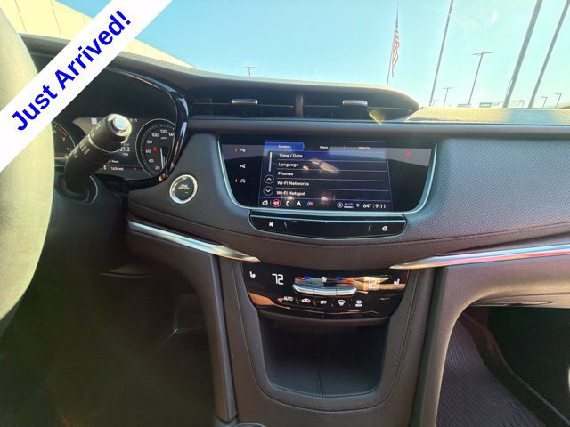 Used 2026 Cadillac XT5 Premium Luxury w/ LPO, Floor Liner Package FWD image 35