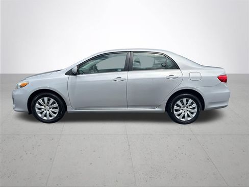 Used 2013 Toyota Corolla LE FWD image 10