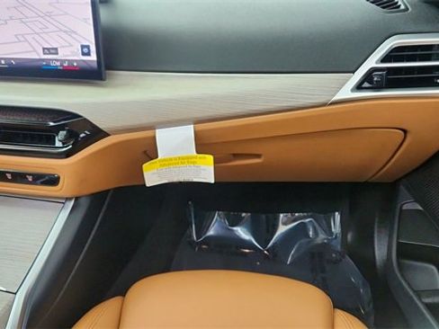 Used 2025 BMW 330i xDrive Sedan image 36