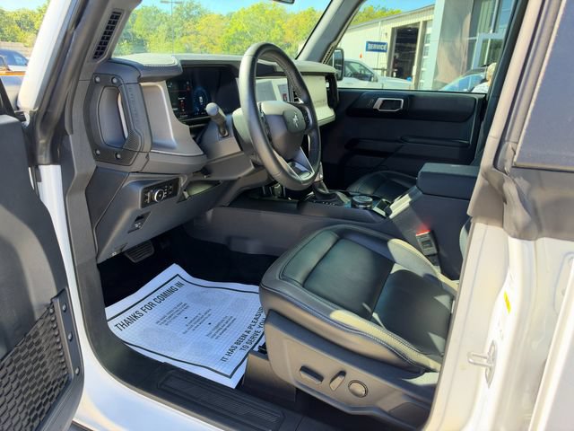 Used 2025 Ford Bronco Outer Banks AWD/4WD image 17