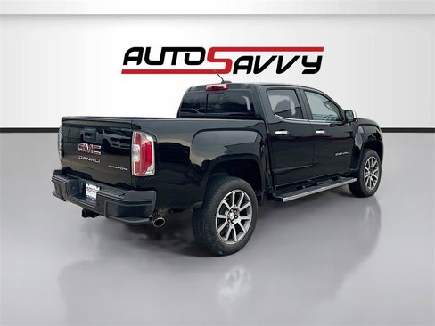 Used 2022 GMC Canyon Denali image 7