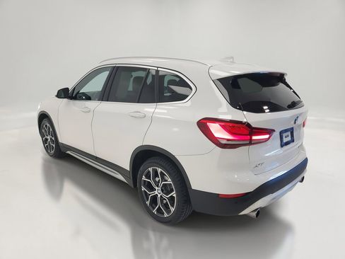 Used 2021 BMW X1 xDrive28i w/ Premium Package AWD/4WD image 5