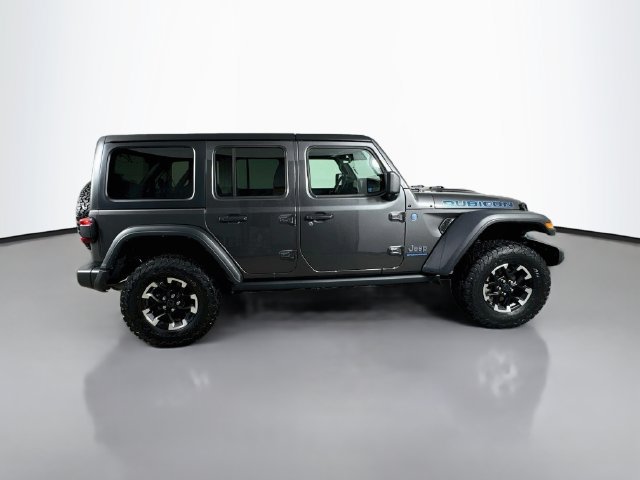 Used 2024 Jeep Wrangler Unlimited Rubicon 4xe w/ Dual Top Group AWD/4WD image 5
