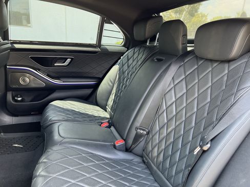Used 2023 Mercedes-Benz S 500 4MATIC image 34