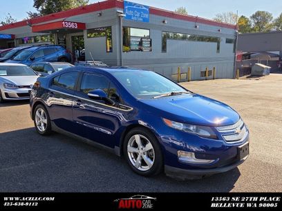 Used 2013 Chevrolet Volt w/ Enhanced Safety Package 2