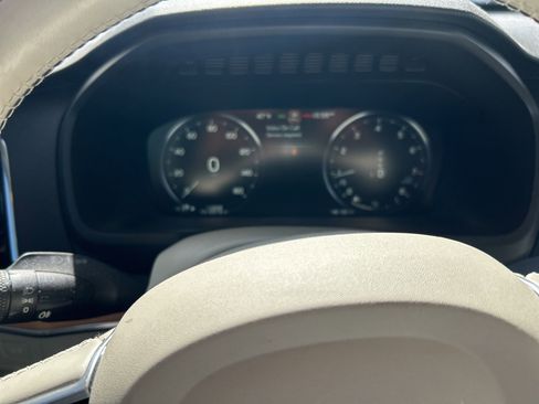 Used 2018 Volvo XC90 T6 Inscription w/ Convenience Package image 11