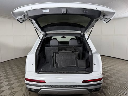 Used 2025 Audi Q7 3.0T Premium Plus AWD/4WD image 19