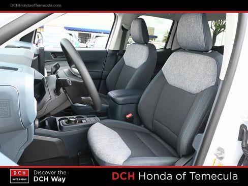 Used 2025 Ford Maverick XLT w/ Equipment Group 302A image 18