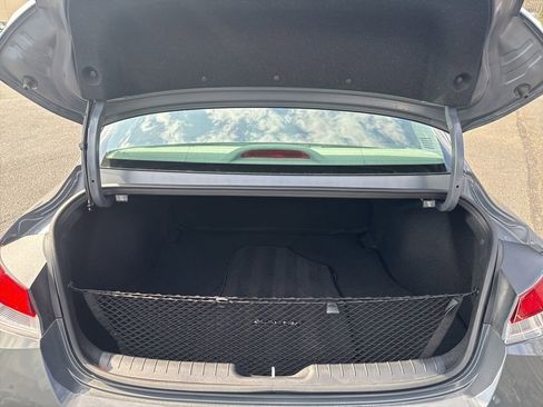 Certified 2024 Hyundai Elantra SEL FWD image 34