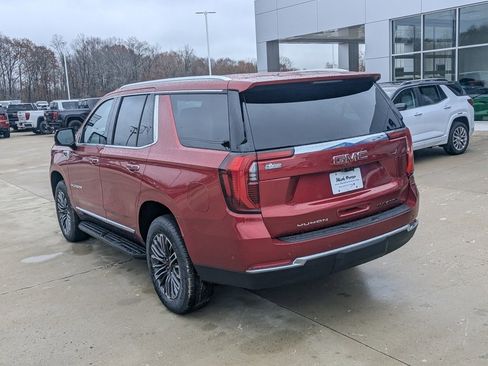 New 2026 GMC Yukon Elevation image 8