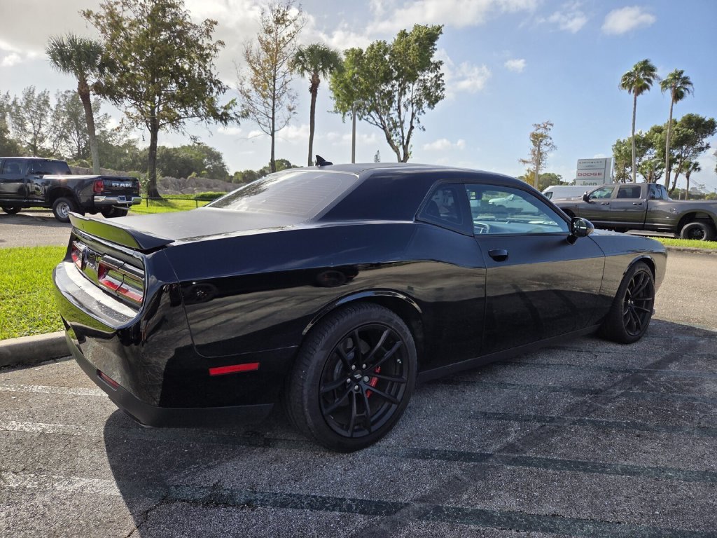 Used 2023 Dodge Challenger R/T w/ T/A Package RWD image 5