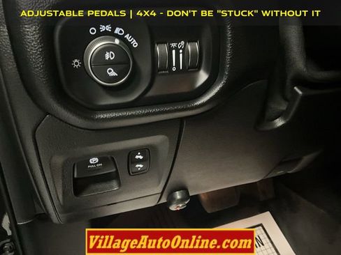 Used 2019 RAM 1500 Big Horn image 15