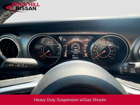 Used 2019 Jeep Wrangler Unlimited Sahara AWD/4WD image 11
