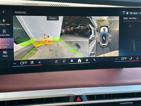 Used 2024 BMW iX xDrive50 w/ Premium Package image 23