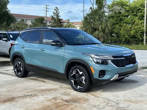 New 2026 Kia Seltos S FWD image 2